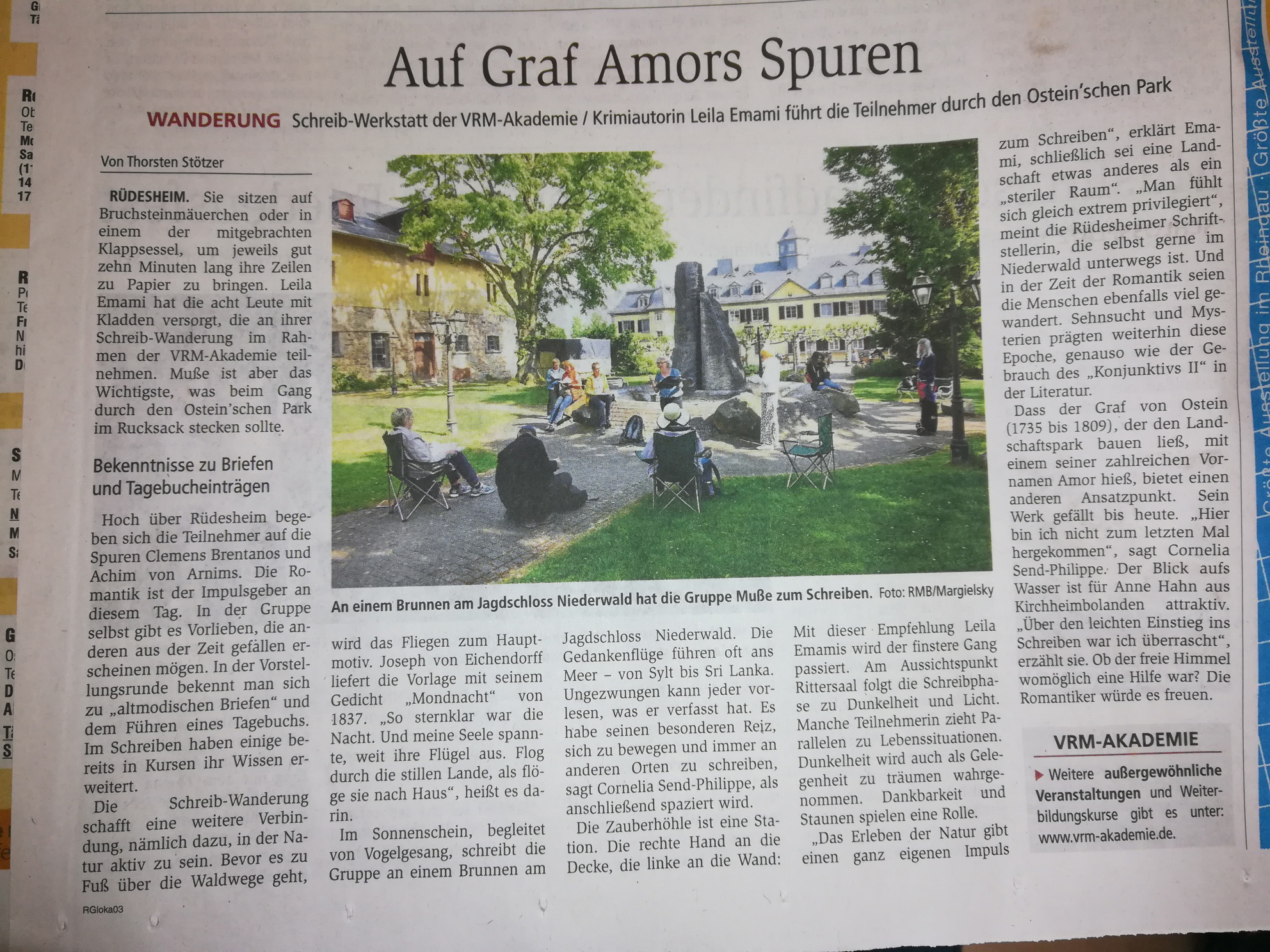 Zeitungsausschnitt über die Schreibwanderung in Graf Amors Garten